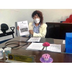 Vereadora Bete cobra execução e término de obras em plenário